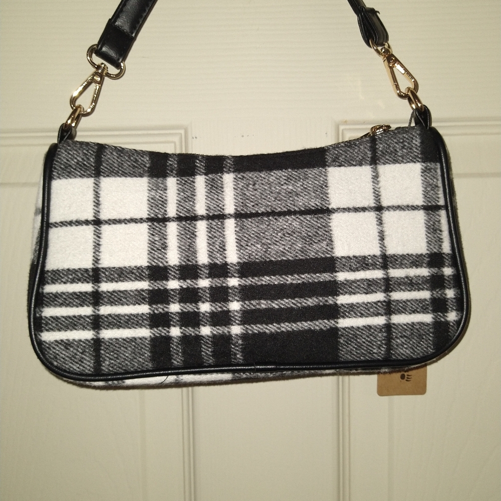 Bearpaw purse - Picture 2 of 5